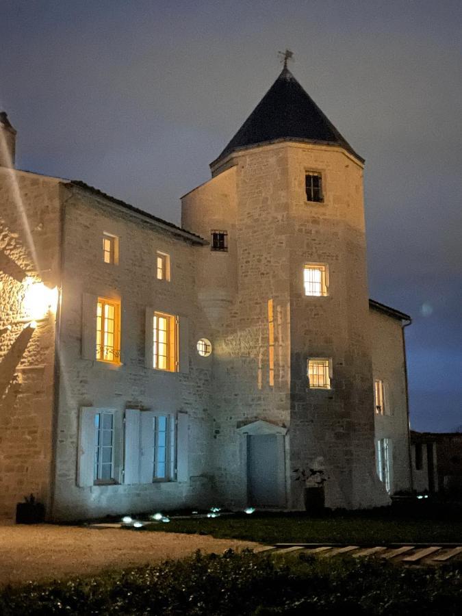 Logis De Pierre Levee Bed & Breakfast Bessines Exterior photo
